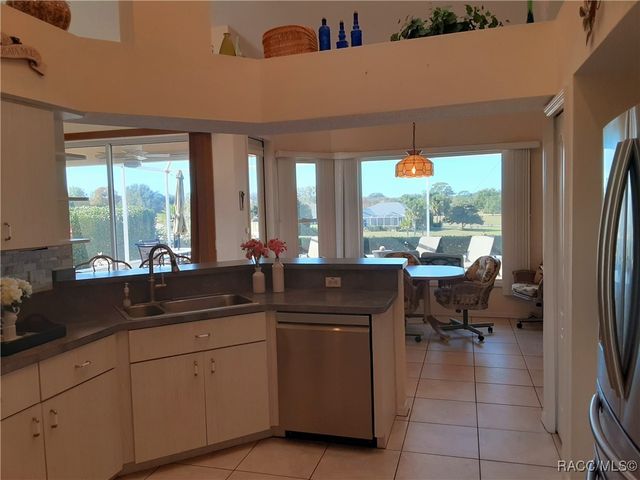 236 N Hambletonian Street, Inverness, FL 34453