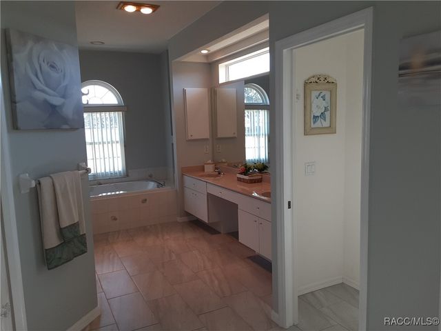 236 N Hambletonian Street, Inverness, FL 34453