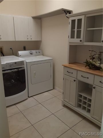 236 N Hambletonian Street, Inverness, FL 34453