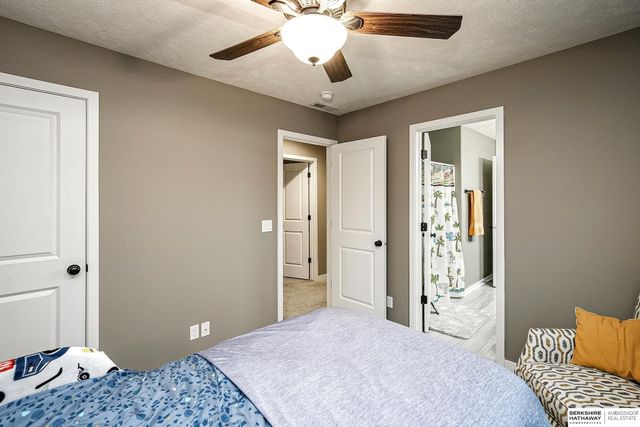 10644 S 189th Street, Omaha, NE 68136