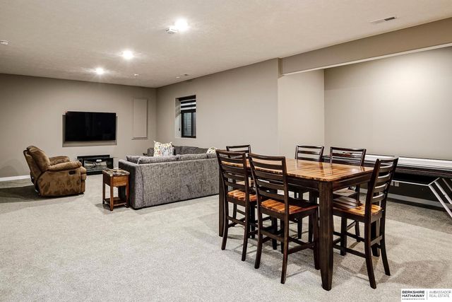 10644 S 189th Street, Omaha, NE 68136