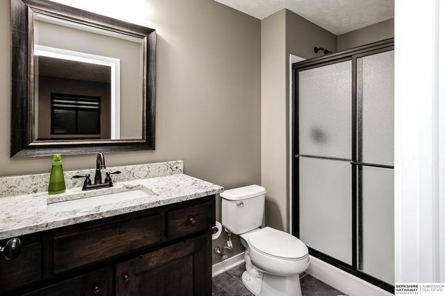 10644 S 189th Street, Omaha, NE 68136