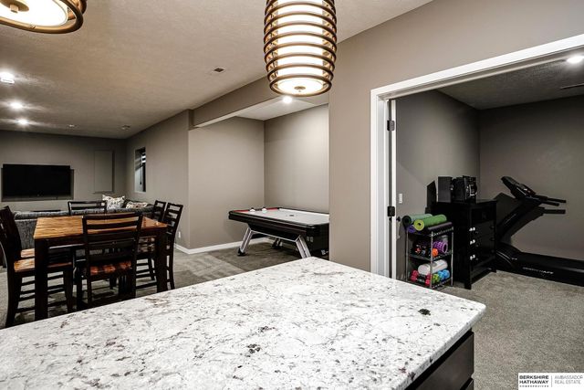 10644 S 189th Street, Omaha, NE 68136