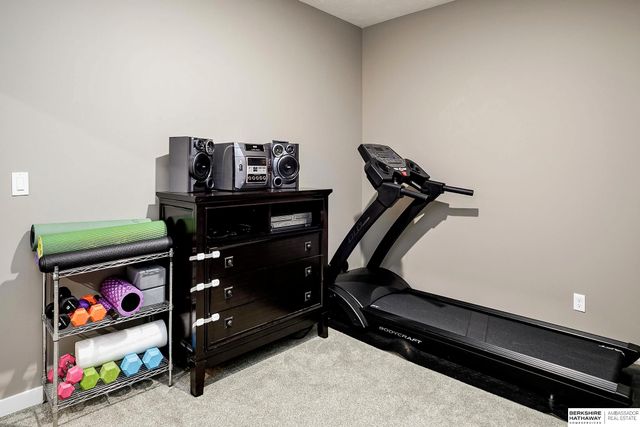 10644 S 189th Street, Omaha, NE 68136