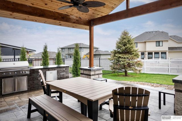 10644 S 189th Street, Omaha, NE 68136