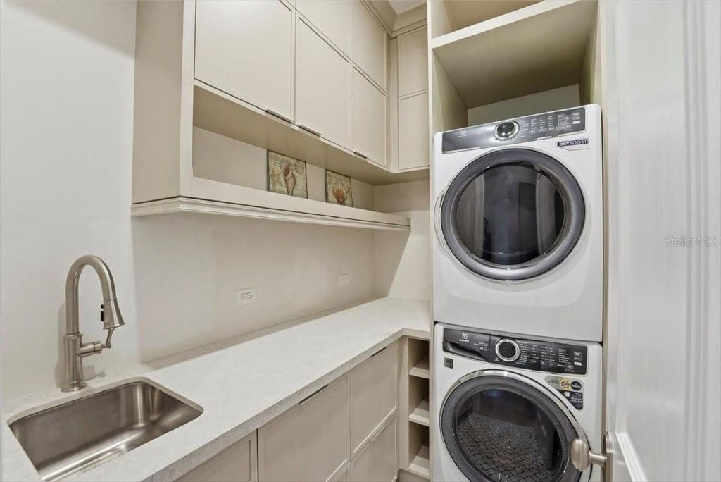 Image 31 of property listing at 9599 BLANDFORD ROAD, Orlando, FL 32827