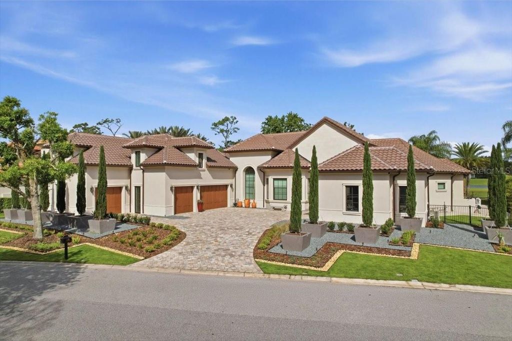 Image 5 of property listing at 9599 BLANDFORD ROAD, Orlando, FL 32827