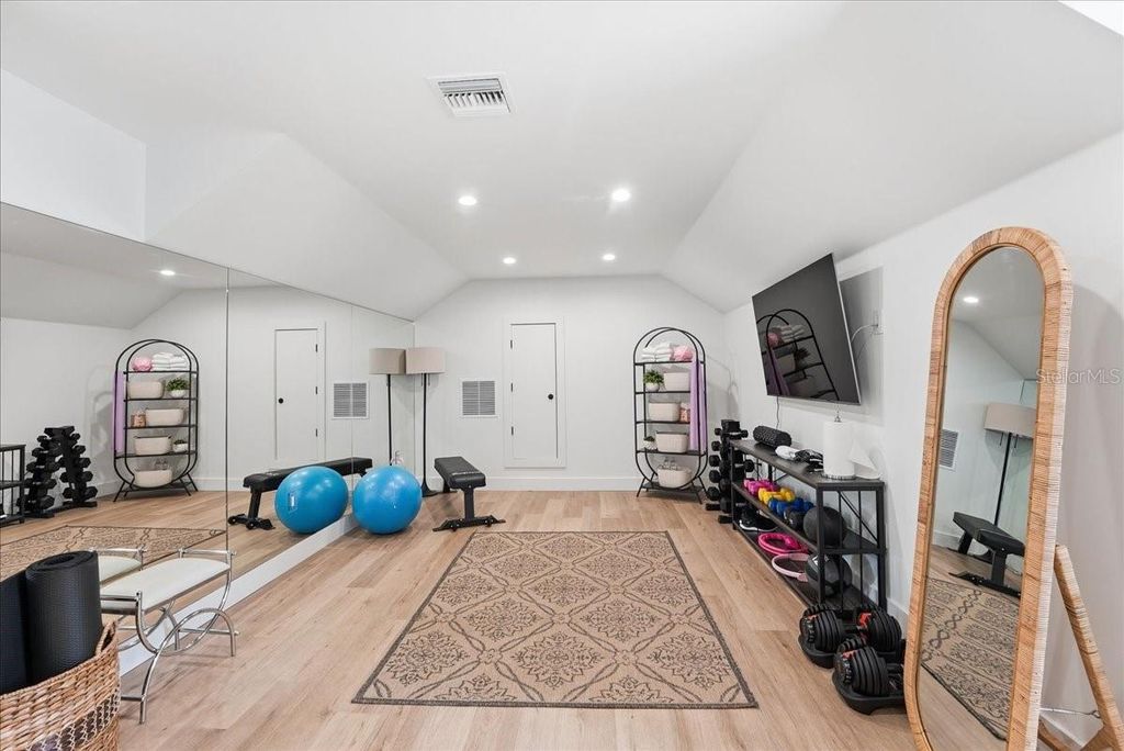 Image 41 of property listing at 9599 BLANDFORD ROAD, Orlando, FL 32827
