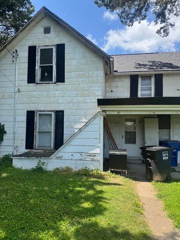 414 49th Street, Moline, IL 61265