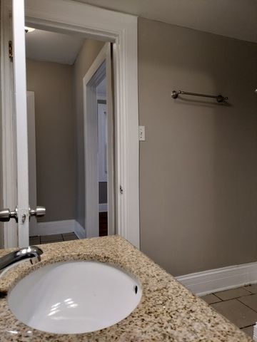 7729 S Essex Avenue 2, Chicago, IL 60649