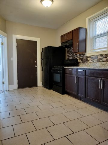 7729 S Essex Avenue 2, Chicago, IL 60649