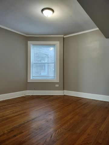 7729 S Essex Avenue 2, Chicago, IL 60649