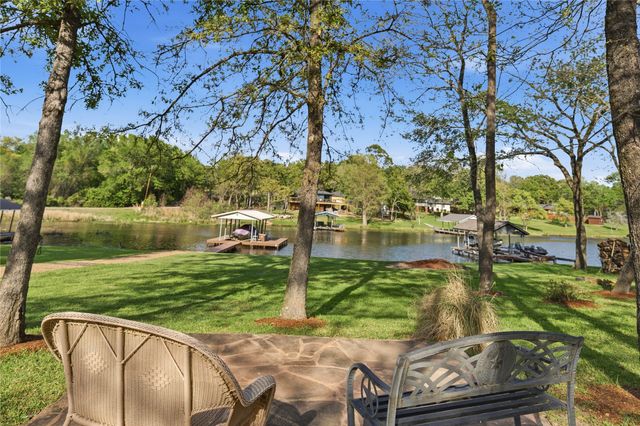 6398 Dorsey Drive, Athens, TX 75752