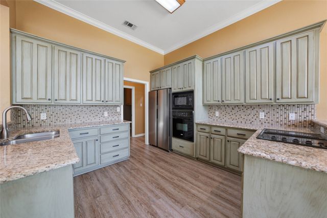 6398 Dorsey Drive, Athens, TX 75752