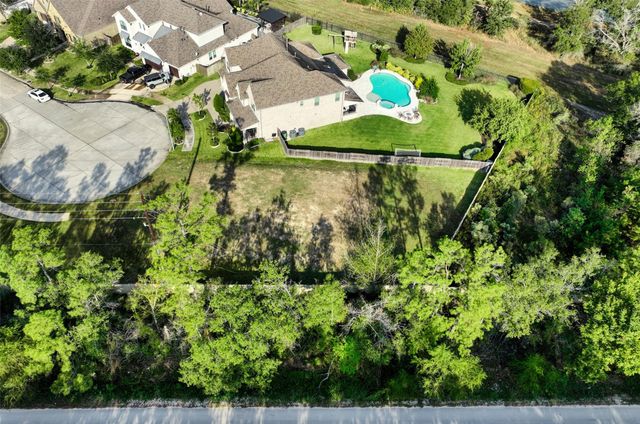 6222 Emerald Bay Point Lane, Houston, TX 77365
