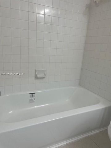 9999 Summerbreeze Drive 1105, Sunrise, FL 33322