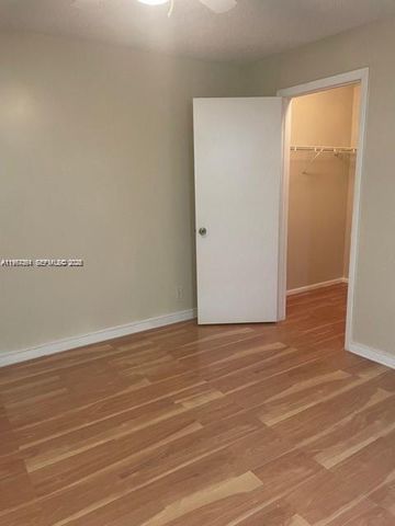 9999 Summerbreeze Drive 1105, Sunrise, FL 33322