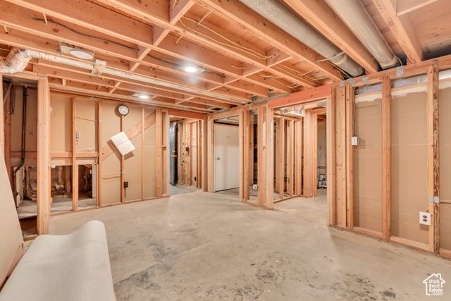 390 S SALEM DR, Salem, UT 84653