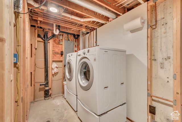 390 S SALEM DR, Salem, UT 84653