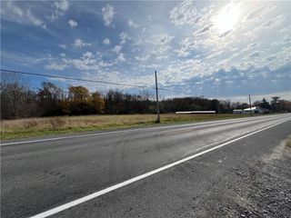 Pinnacle Road, Henrietta, NY 14467