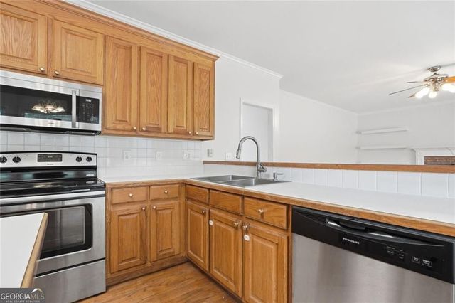 3235 Lake Russell Way, Buford, GA 30519