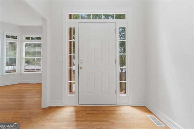 3235 Lake Russell Way, Buford, GA 30519