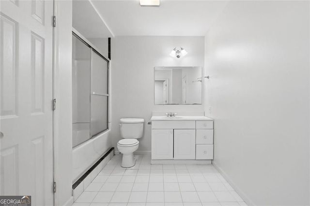3235 Lake Russell Way, Buford, GA 30519