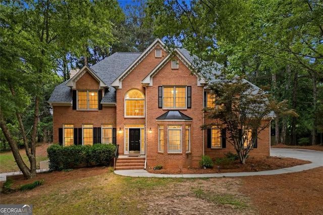 3235 Lake Russell Way, Buford, GA 30519