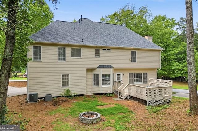 3235 Lake Russell Way, Buford, GA 30519
