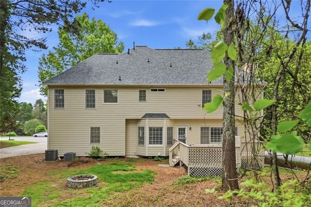 3235 Lake Russell Way, Buford, GA 30519