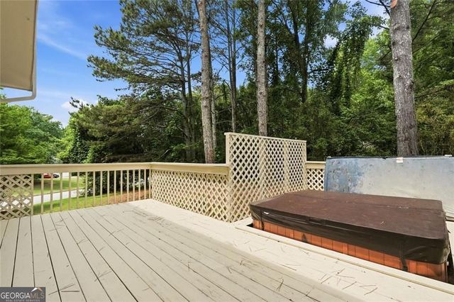 3235 Lake Russell Way, Buford, GA 30519