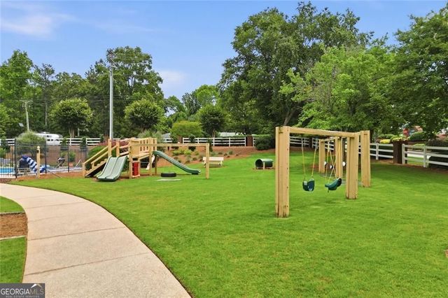 3235 Lake Russell Way, Buford, GA 30519
