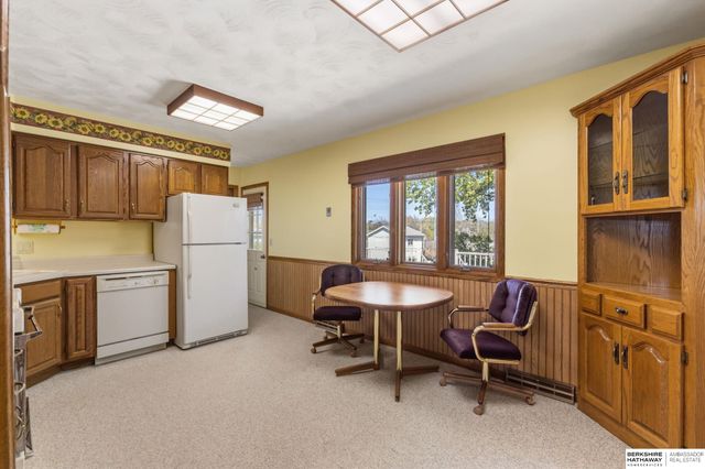 108 Meadow Lane, Gretna, NE 68028