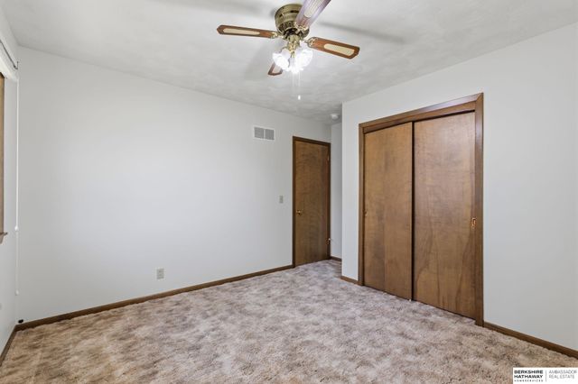 108 Meadow Lane, Gretna, NE 68028