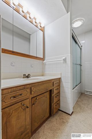 108 Meadow Lane, Gretna, NE 68028
