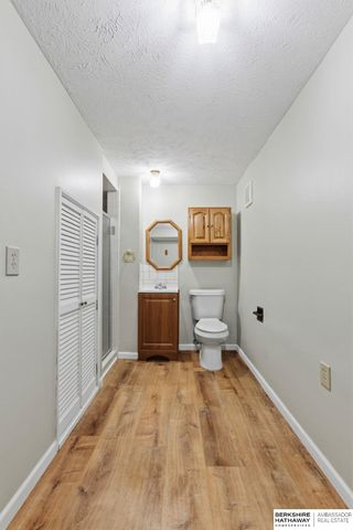 108 Meadow Lane, Gretna, NE 68028