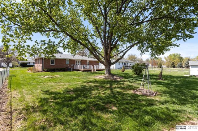 108 Meadow Lane, Gretna, NE 68028