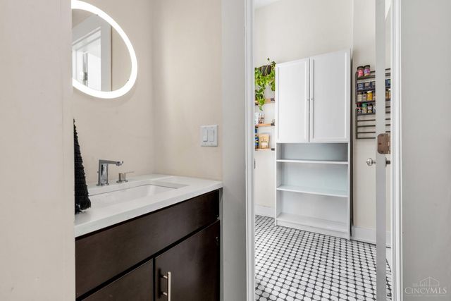 433 Clark Street, Cincinnati, OH 45203