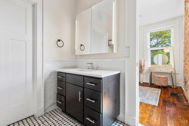 433 Clark Street, Cincinnati, OH 45203