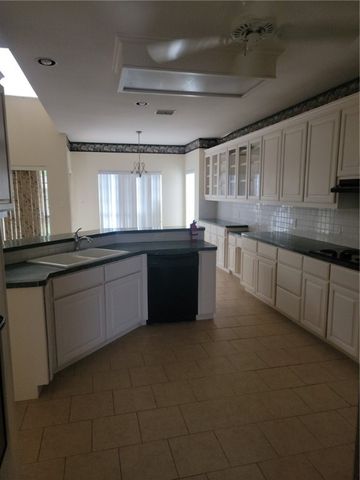 4530 Oso Pkwy, Corpus Christi, TX 78413