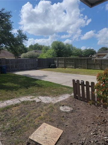 4530 Oso Pkwy, Corpus Christi, TX 78413