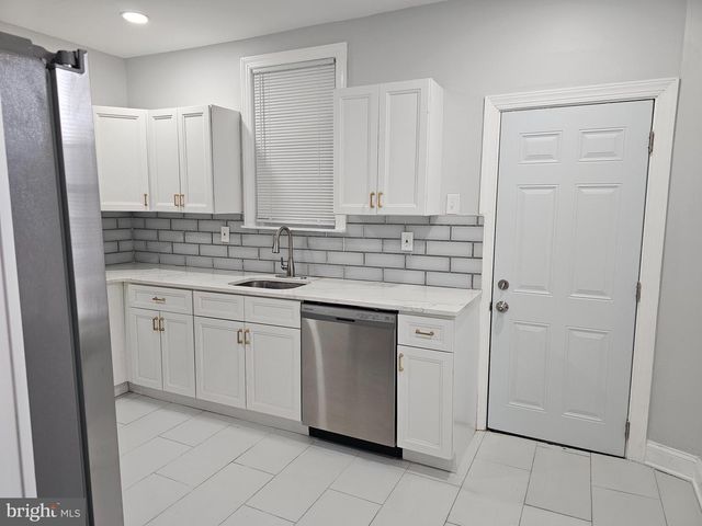 4514 PEARCE ST, Philadelphia, PA 19124