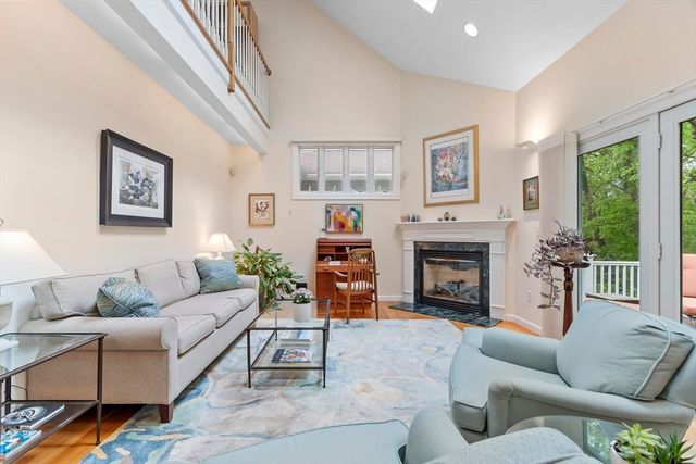 5 Vine Brook Way 5, Woburn, MA 01801