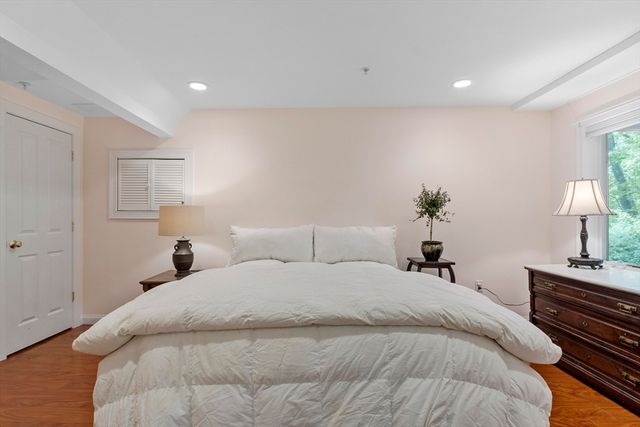 5 Vine Brook Way 5, Woburn, MA 01801