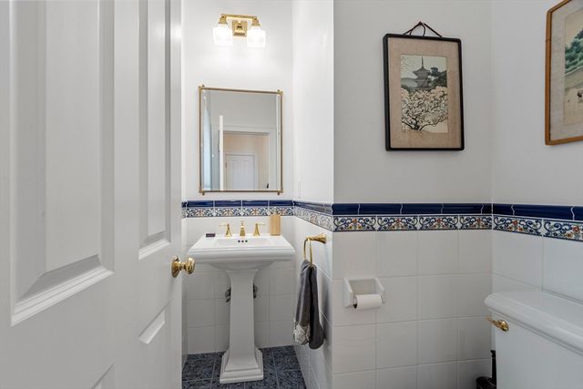 5 Vine Brook Way 5, Woburn, MA 01801