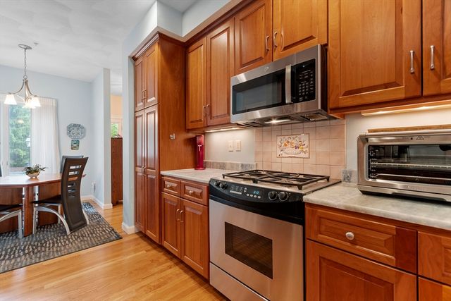 5 Vine Brook Way 5, Woburn, MA 01801