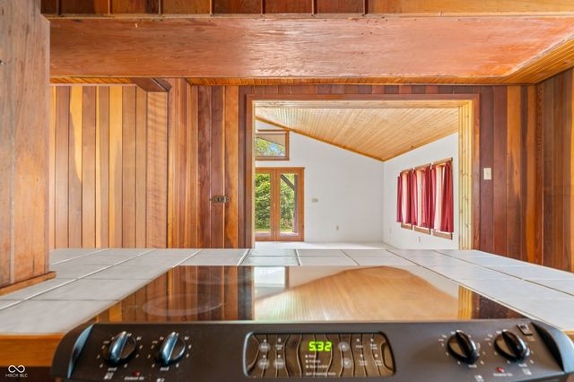 4837 Covered Bridge Road, Nashville, IN 47448