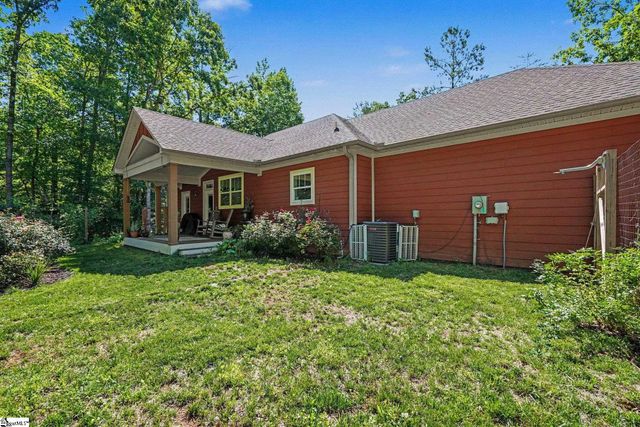 1241 Hayes Road, Columbus, NC 28722