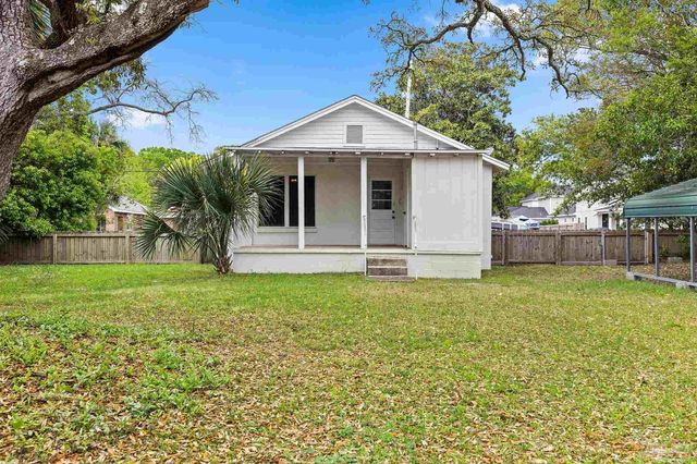 738 S E St, Pensacola, FL 32502