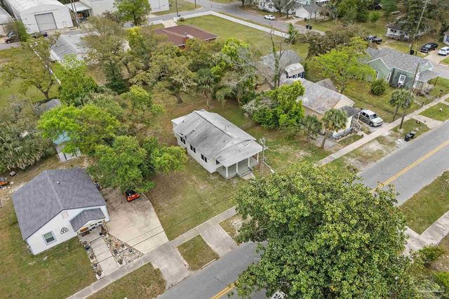 738 S E St, Pensacola, FL 32502